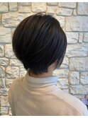 ショートボブ