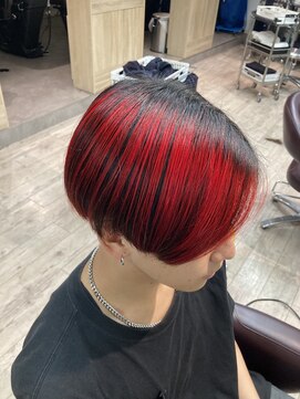 コワファーストナガサキシャンプーボーイ(COIFF1RST NAGASAKI SHAMPOO BOY) マッシュ デザインカラーレッド