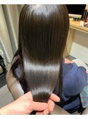 潤い美髪ストレート透明感ツヤ上品ロング【カミケンガレリア】