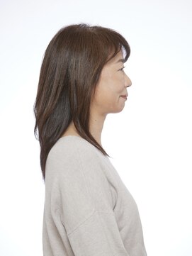 えがお美容室 【えがお美容室】60代に人気◎大人セミロングヘア