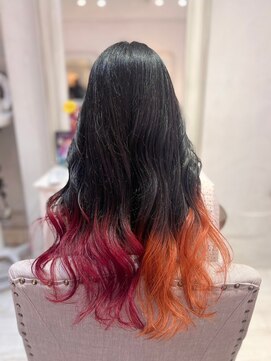 ナンバー ユアイロ 川崎(N° uairo) 丸型卵形韓国顔まわりエアリーロング美髪ピンクブラウン川崎