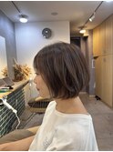 ショートボブ
