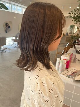 ピピバイヨーク(pipi, by yoke.) 小顔ナチュラルレイヤーミディアム