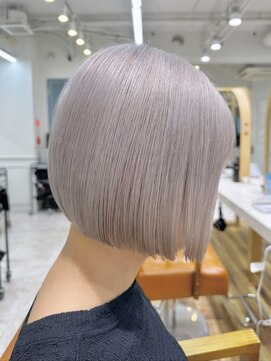 アプリバイリアン 浦和2号店(appri by Rien) 韓国風 レイヤーカット[ホワイト×ボブ]浦和/韓国