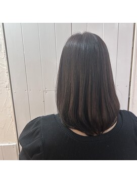 サロン ド ルイス 艶髪ストレート