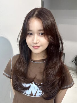 ヴェイン 渋谷(vain) レイヤーカットワンカールスタイル韓国ヘアオレンジブラウン