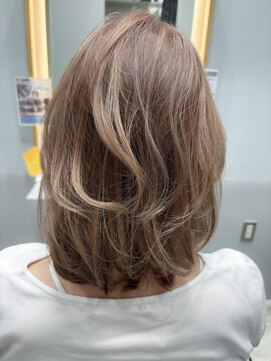 フィゼル 南堀江店(fizelle) ミルクティーグレージュ