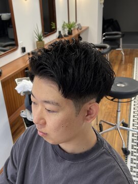 ザデイトウキョウ 表参道 青山(THE DAY TOKYO) アップバング/メンズカット/大人メンズ/刈り上げショート