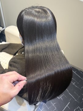 シア(Sia.) 髪質改善/縮毛矯正/暗めカラー/グレージュ