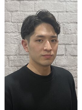 グレイスフルバーバー 赤坂見附店 ゆるっと毛流れパーマ