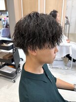 ジジ インターパーク 宇都宮(Gigi) 緩くスパイラルパーマでおしゃれに!