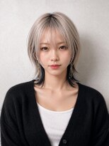 ルネラトーキョー(RUNERA TOKYO) ハイトーントリプルカラーウルフカット渋谷ケアブリーチ