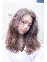 メノン 茨木店(Menon)&nbsp;アッシュグレージュ×くびれセミディラフウェーブ