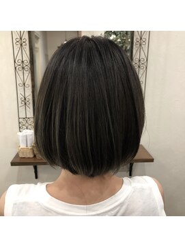 リズ オブ ヘアー(Lis of hair) ダーク☆アッシュ