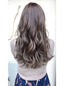 ビセナカオ(Visees de NAKAO) アッシュグレージュ