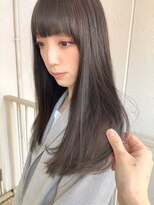 ロカ(roka)&nbsp;アッシュグレージュのストレートロング