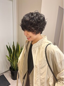 エミュ(emu) パーマ