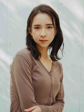 リュープリエ 笹塚(Lieu plie) ゆるふわ外ハネミディベージュカラー