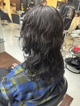 シャンプーボーイエイムス(SHAMPOO BOY aims) 大人ウルフパーマ