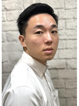 グレイスフル バーバープラチナム 六本木店(Graceful Barber platinum) 刈り上げビジネスショート