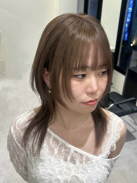 アドネ プライム(adne prime) ミディアムレイヤー/ハッシュカット/ココアブラウン