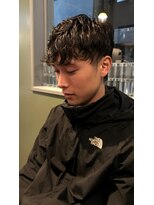 ヨナサン(Yona Saint)&nbsp;パーマ風スタイル