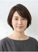 大人可愛い抜け感ショートレイヤー!40代のツヤ髪くびれボブ