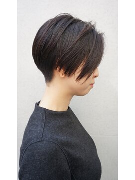 モリオ フロム ロンドン 成増店 【morio成増3号店 米村進】大人ハンサム刈り上げショート