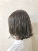 透明感グレージュ外ハネボブ
