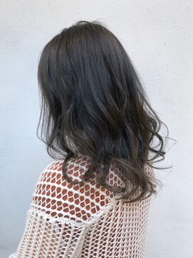 モルニ(MORNI) アッシュグレー_マロンベージュ Aラインボブ かきあげ