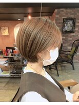 ナンバー アリア 三軒茶屋(N° aria)&nbsp;大人可愛い20代30代40代小顔ワンサイドショートボブ丸み前下がり