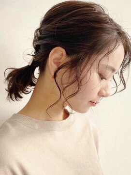 オレロ 国立(olelo) 大人ガーリー/似合わせカット/リバースセンターパート/国立