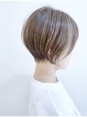 【morio成増 セリザワ】くびれショート 白髪ぼかしハイライト