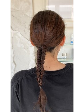 マジックデイズ(Magic Days) 編み下ろし　ヘアアレンジ