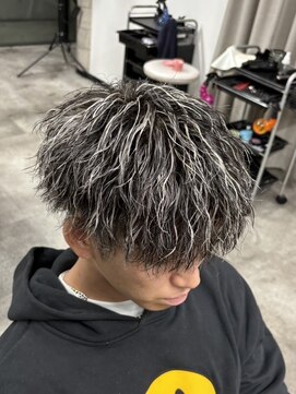 イーラ(era) メッシュパーマ/メンズ/刈り上げ/眉毛/ツイスト