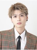 ハイトーンカラーフェザーパーマニュアンスパーマセンターパート