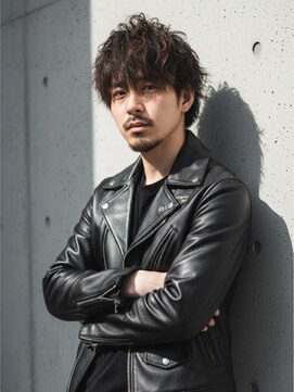 ヘアサロンM 新宿 ツイスト風×無造作ショート