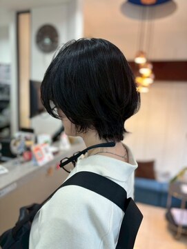 ホワイトストーン WHITE STONE 丸みショートボブ×大人ナチュラル黒髪