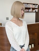 リヴ オオサカ(LIV OSAKA) ホワイトベージュ/ブリーチ/ダブルカラー【梅田】