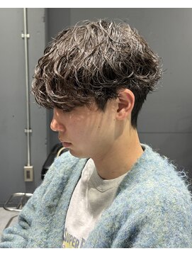 ハイプ(HYPE) フェザーパーマ/センターパート/シャドウパーマ/眉毛