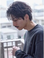 テン 心斎橋(tenn.)&nbsp;心斎橋フェザーパーマ毛流れセンターパートカルマパーマ強め40代