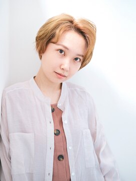 ユーアンボワーズ(U-AMBOISE) ハイトーンな新鮮ショート