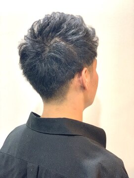 グレイスフルバーバー 赤坂見附店 ツーブロ×アップバング×ショート【赤坂】【メンズ】【理容室】