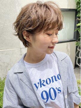 ロンド 銀座(Lond) 【銀座◇成田】グレージュカラーマッシュショート斜めバング