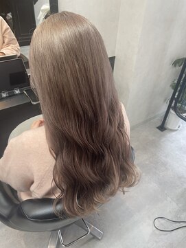 エンカウントバイマハロ 千葉(encount by mahalo) ミルクティーベージュ