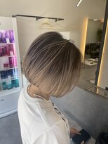 リエンスクレア(RIENS xrea)&nbsp;【xrea】ミルクティーベージュ×山本優舞