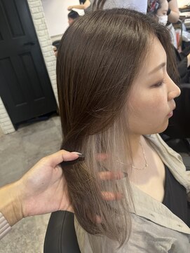 リーオオサカ(Lee Osaka) インナーカラー×東芽生