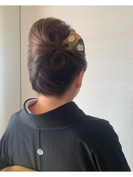 サンバレー(SUNVALLEY) 留袖ヘアセット
