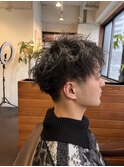 美フォルム!ツイストスパイラル 刈り上げ ツーブロック