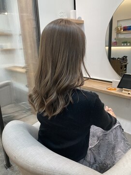 シアエミュー 新越谷店(SHEER emu) ベージュカラー/SHEERemu新越谷店